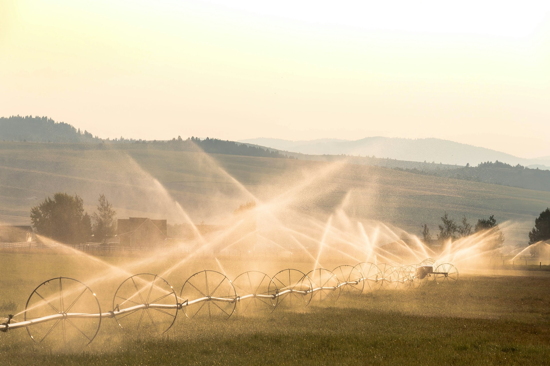 How a Solar Submersible Pump Can Cut Your Farm Irrigation Costs by 80%